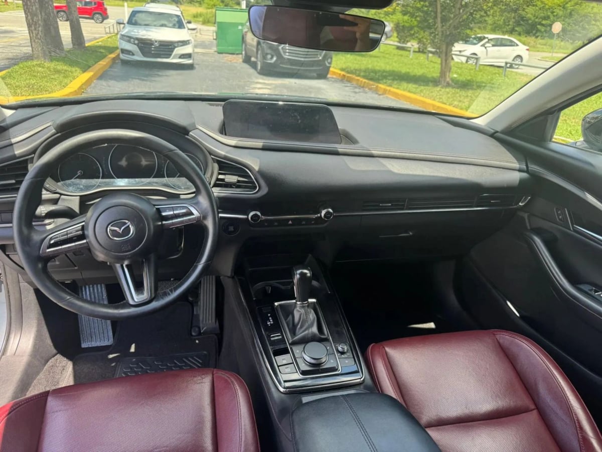 Mazda CX-30 photo 8