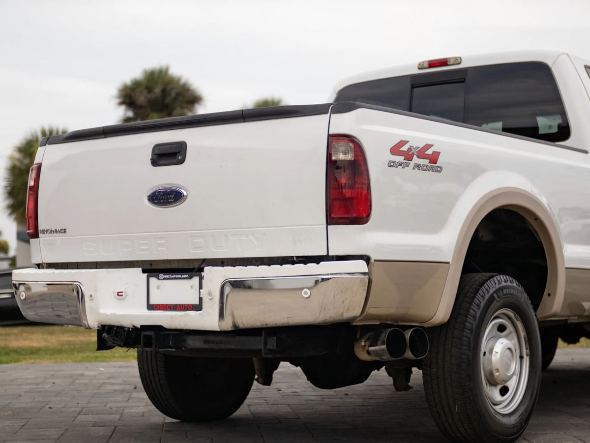 Ford F-350 photo 16