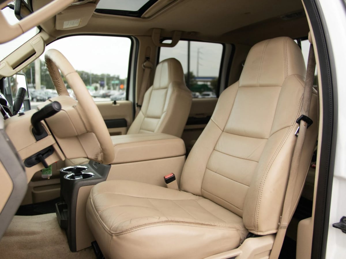 Ford F-350 photo 24