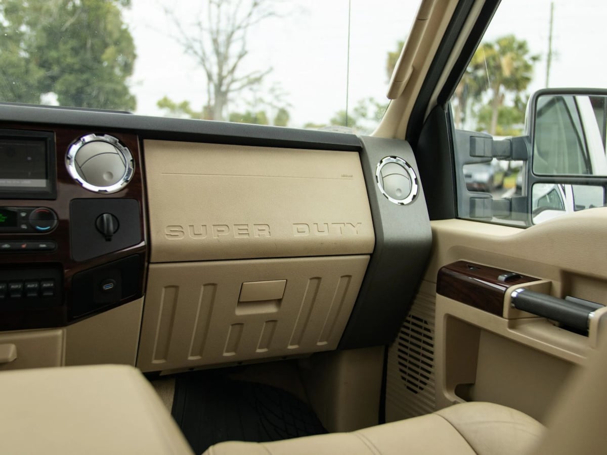 Ford F-350 photo 30