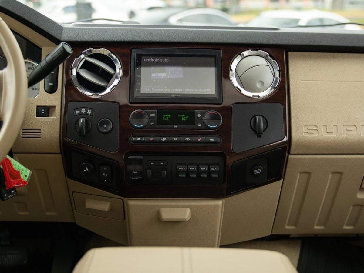 Ford F-350 photo 31