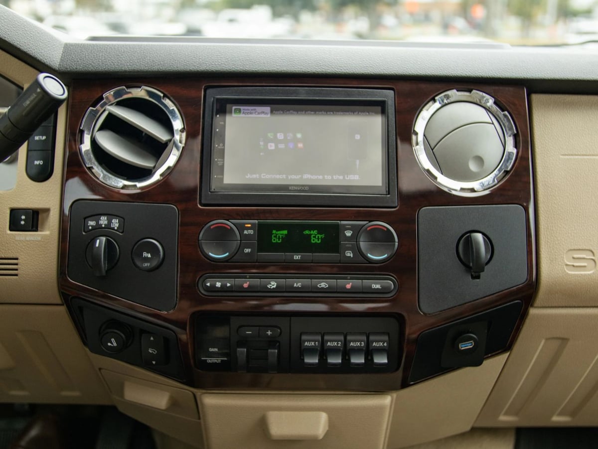 Ford F-350 photo 37