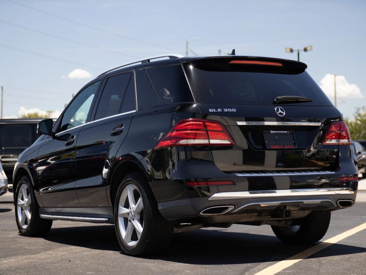 Mercedes-Benz GLE photo 8