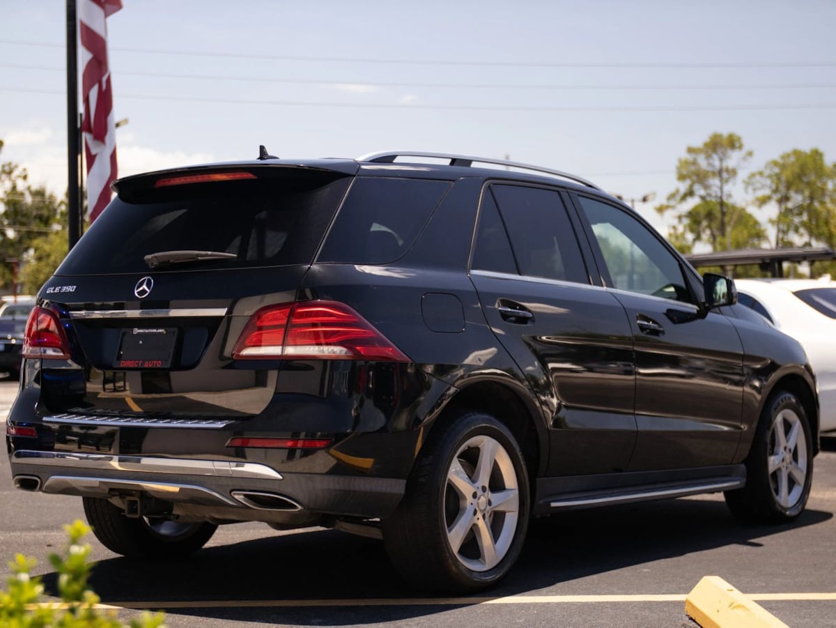 Mercedes-Benz GLE photo 12