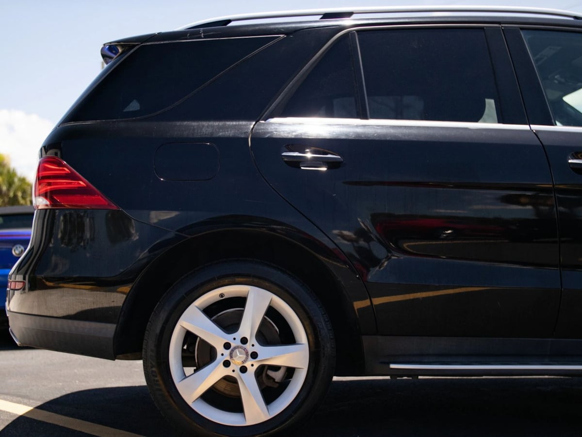 Mercedes-Benz GLE photo 14