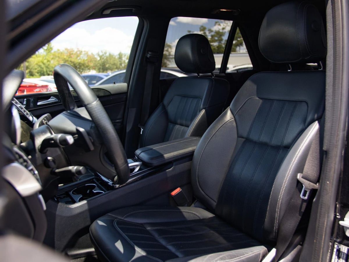 Mercedes-Benz GLE photo 17