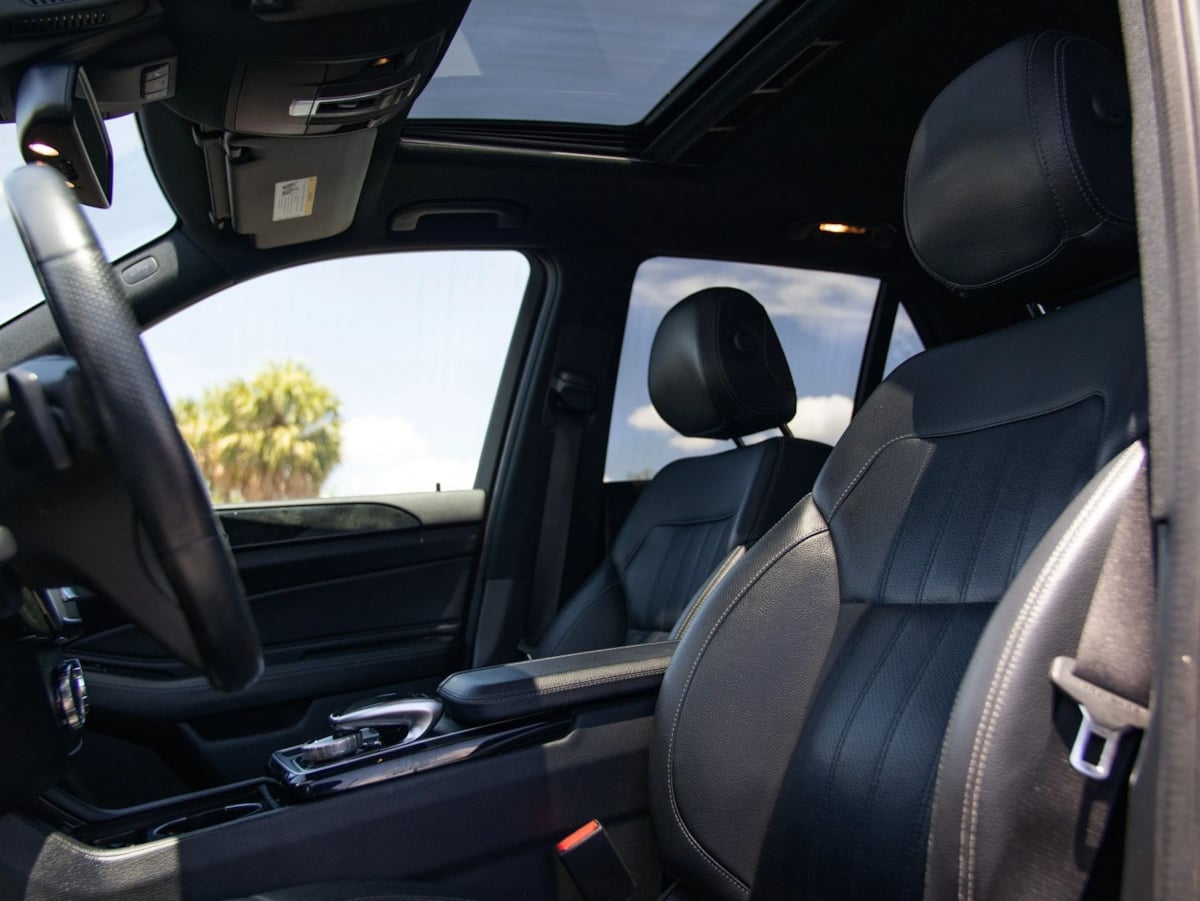 Mercedes-Benz GLE photo 18