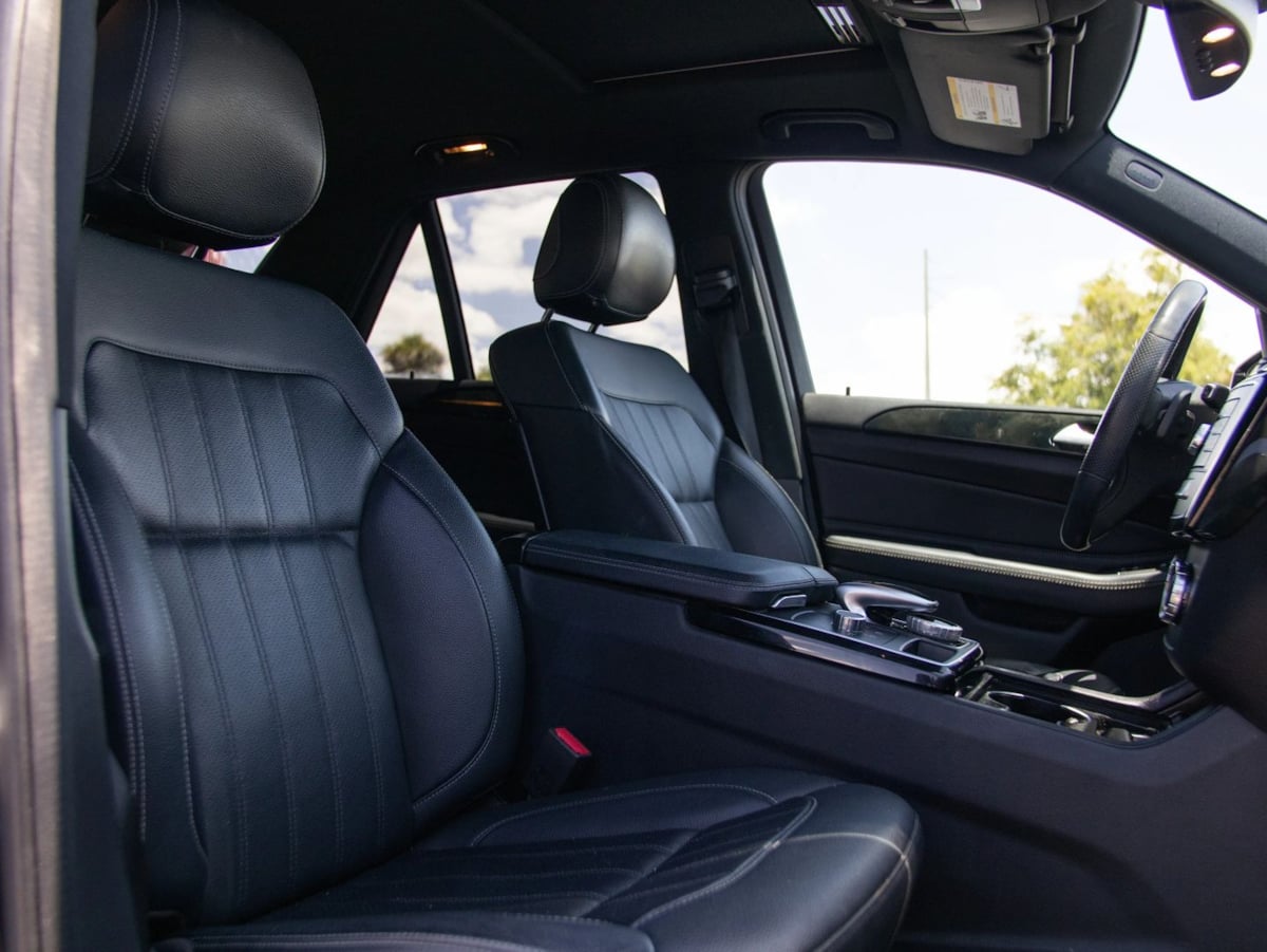 Mercedes-Benz GLE photo 22
