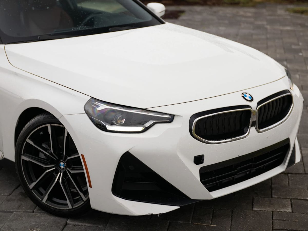 BMW 2 Series photo 4