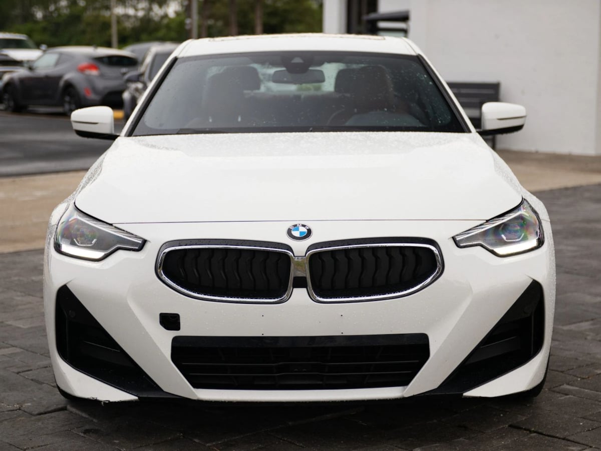 BMW 2 Series photo 5