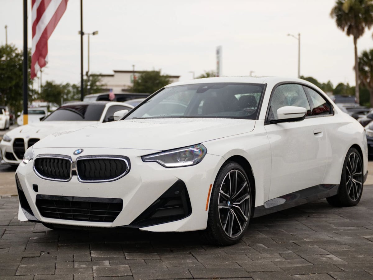 BMW 2 Series photo 7