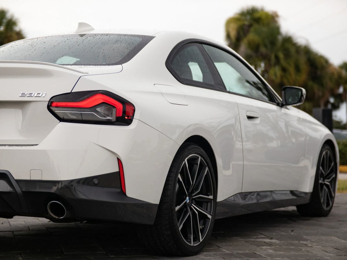 BMW 2 Series photo 16