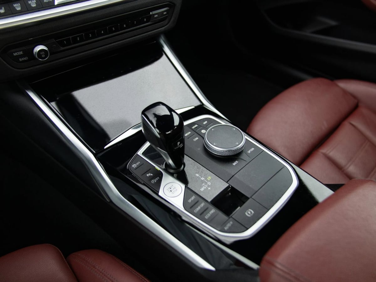BMW 2 Series photo 33