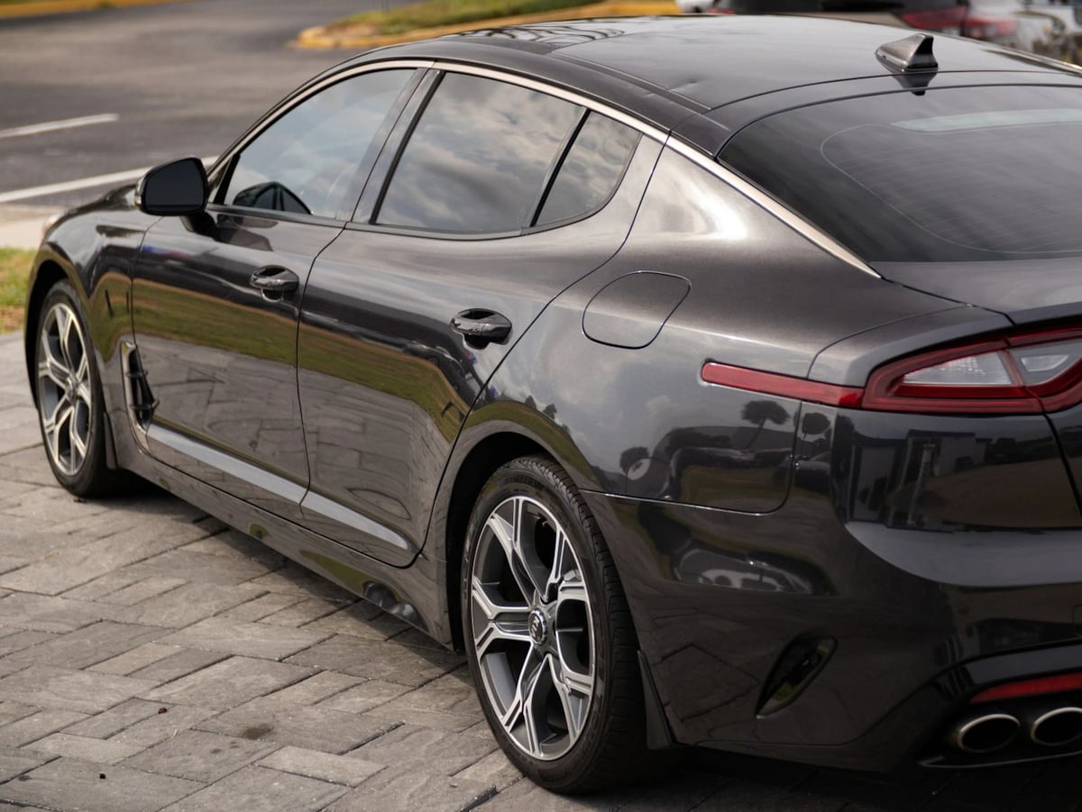Kia Stinger photo 9