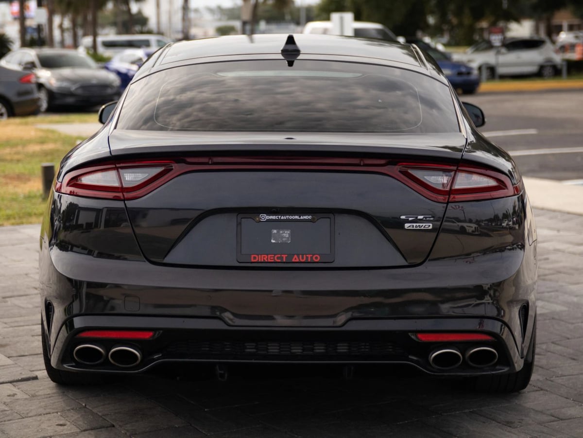 Kia Stinger photo 12
