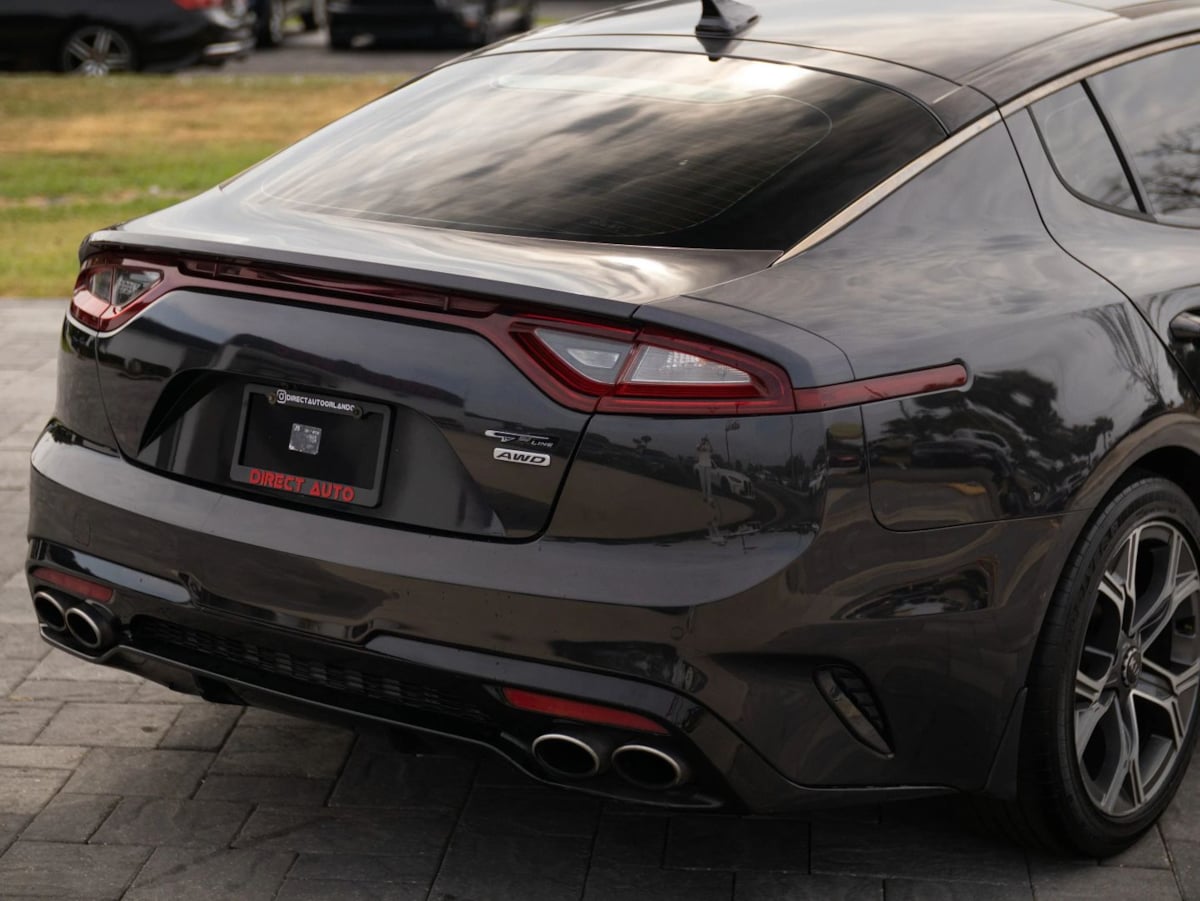 Kia Stinger photo 13