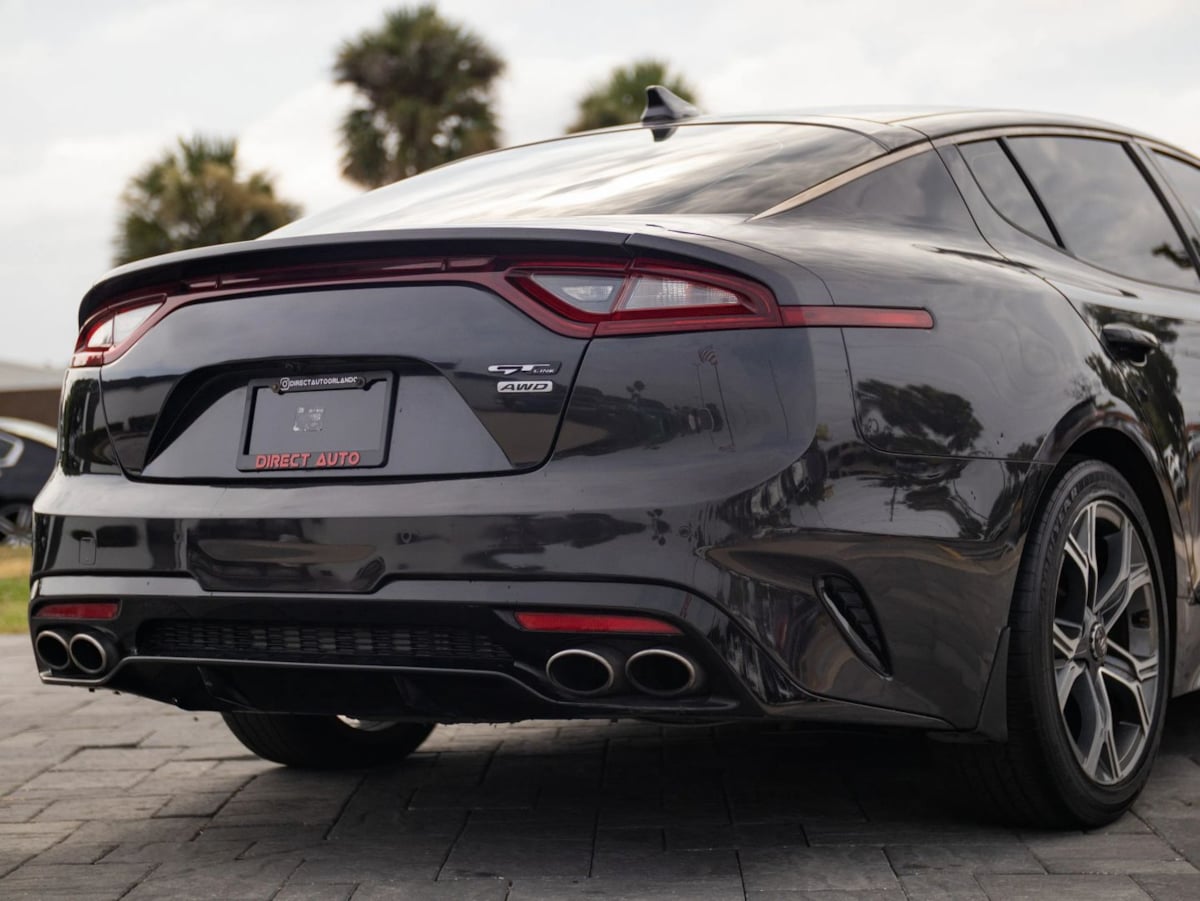 Kia Stinger photo 14