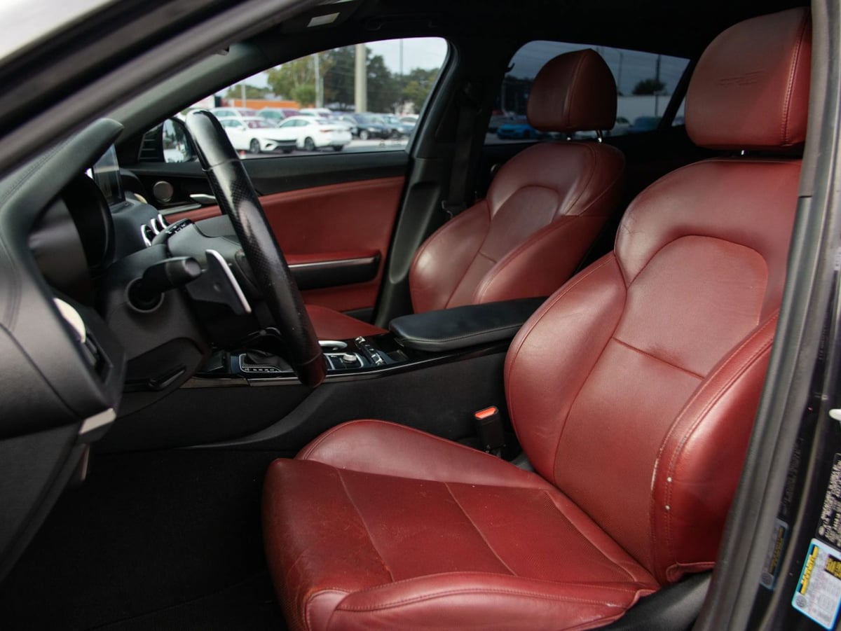 Kia Stinger photo 18