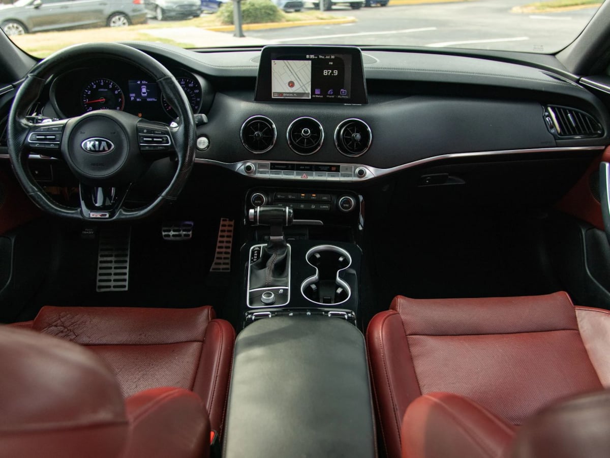 Kia Stinger photo 29