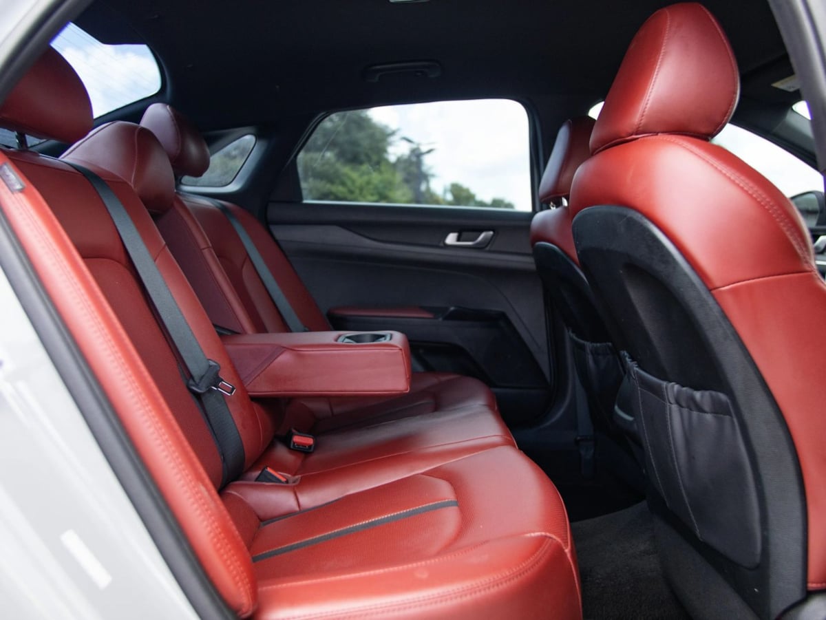 Kia K5 photo 27