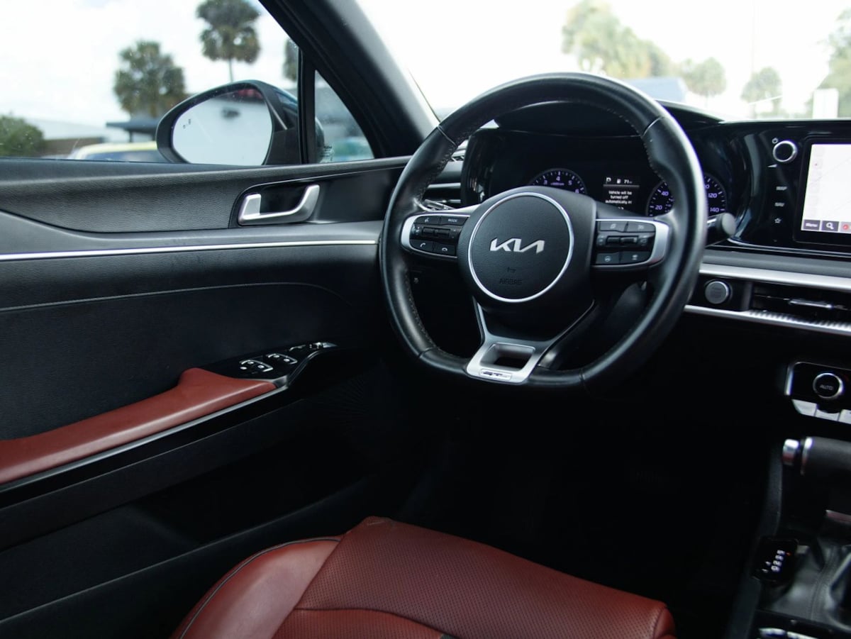 Kia K5 photo 33