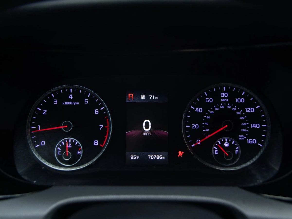 Kia K5 photo 34
