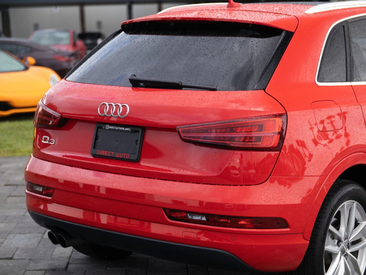 Audi Q3 photo 13