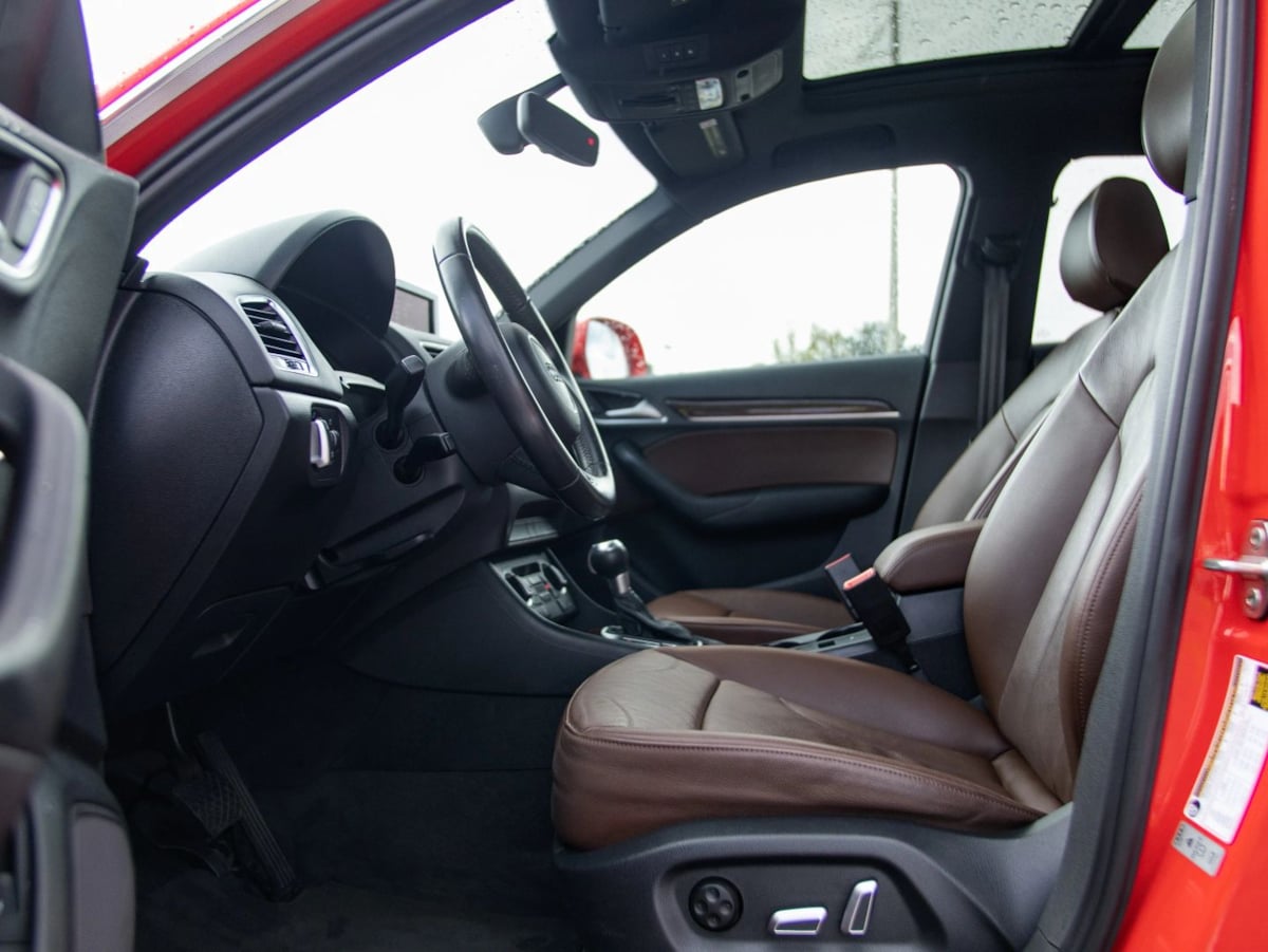 Audi Q3 photo 16