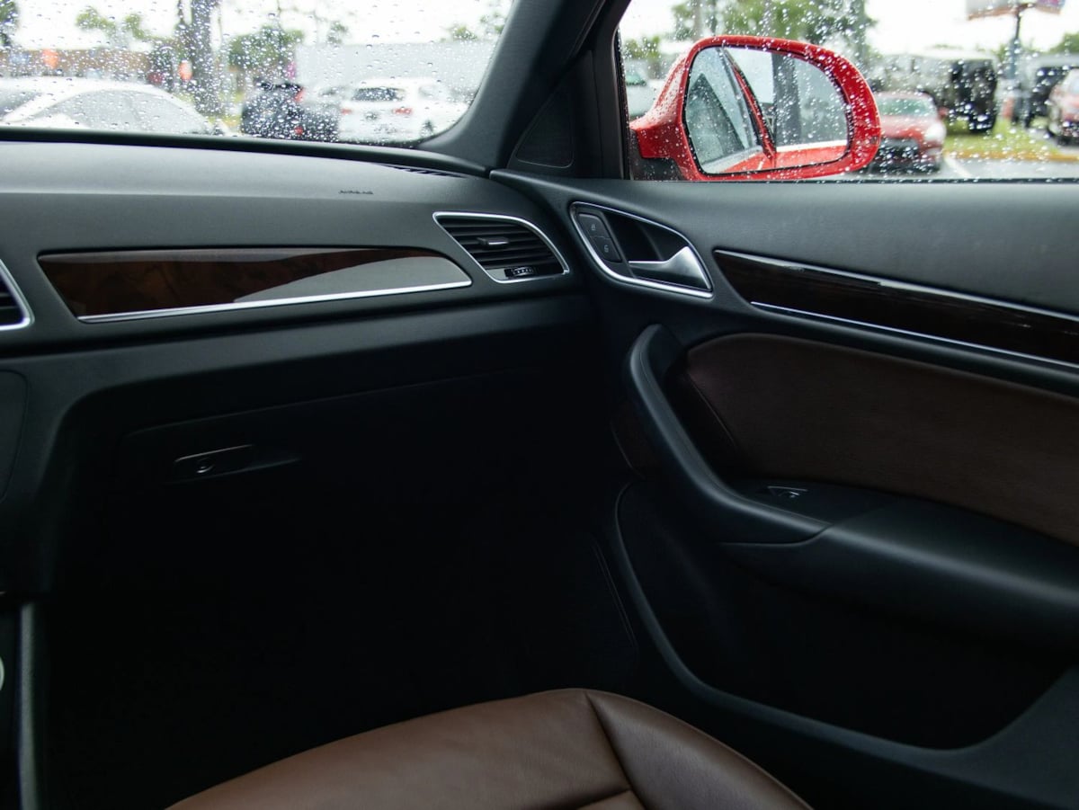 Audi Q3 photo 34