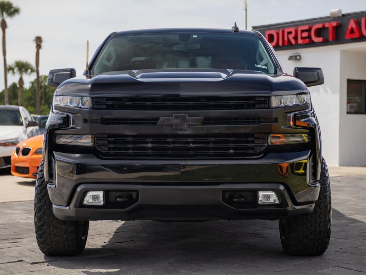 Chevrolet Silverado photo 4