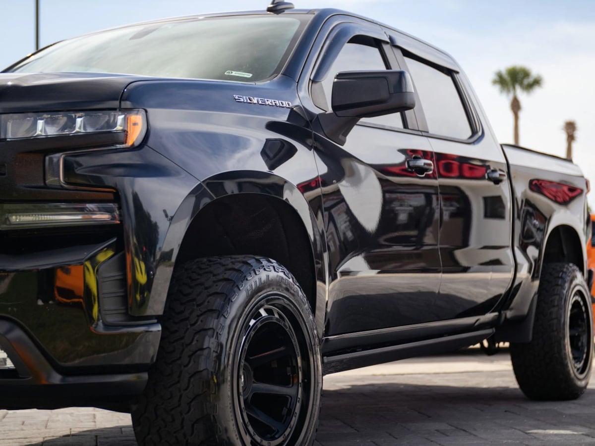 Chevrolet Silverado photo 7