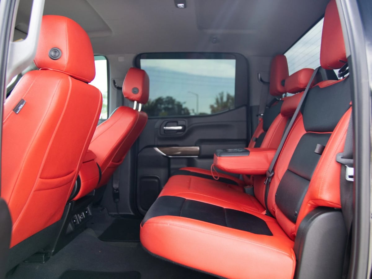 Chevrolet Silverado photo 25