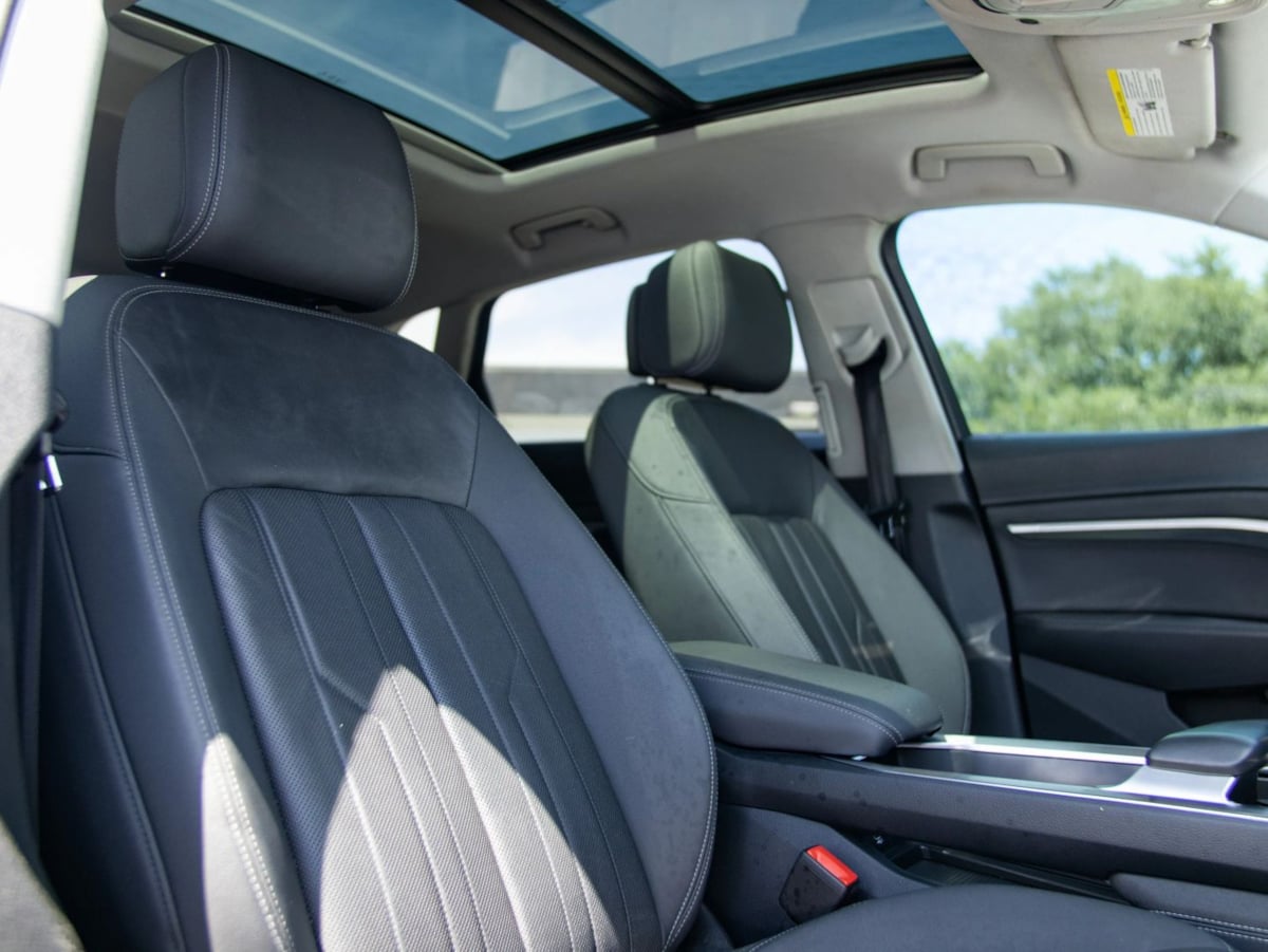 Audi e-tron photo 20