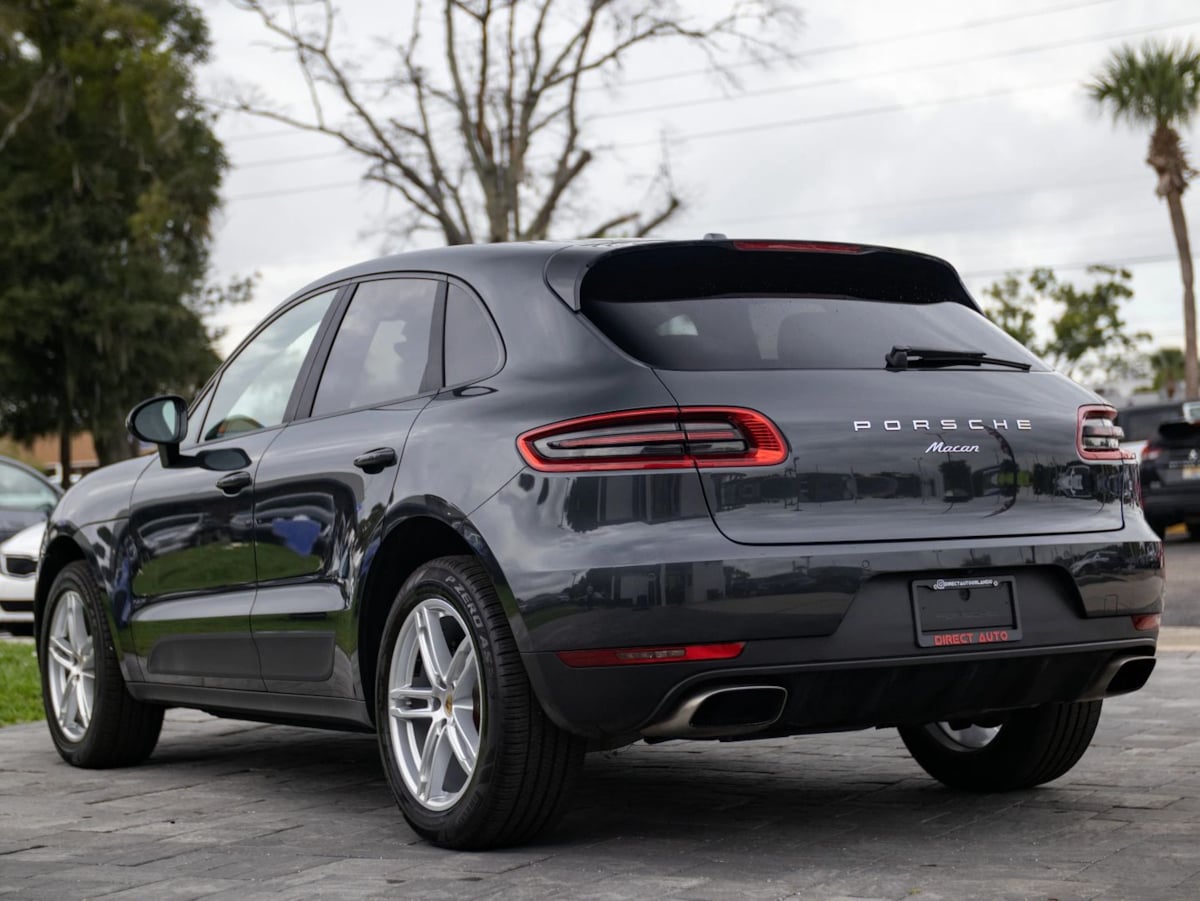 Porsche Macan photo 9