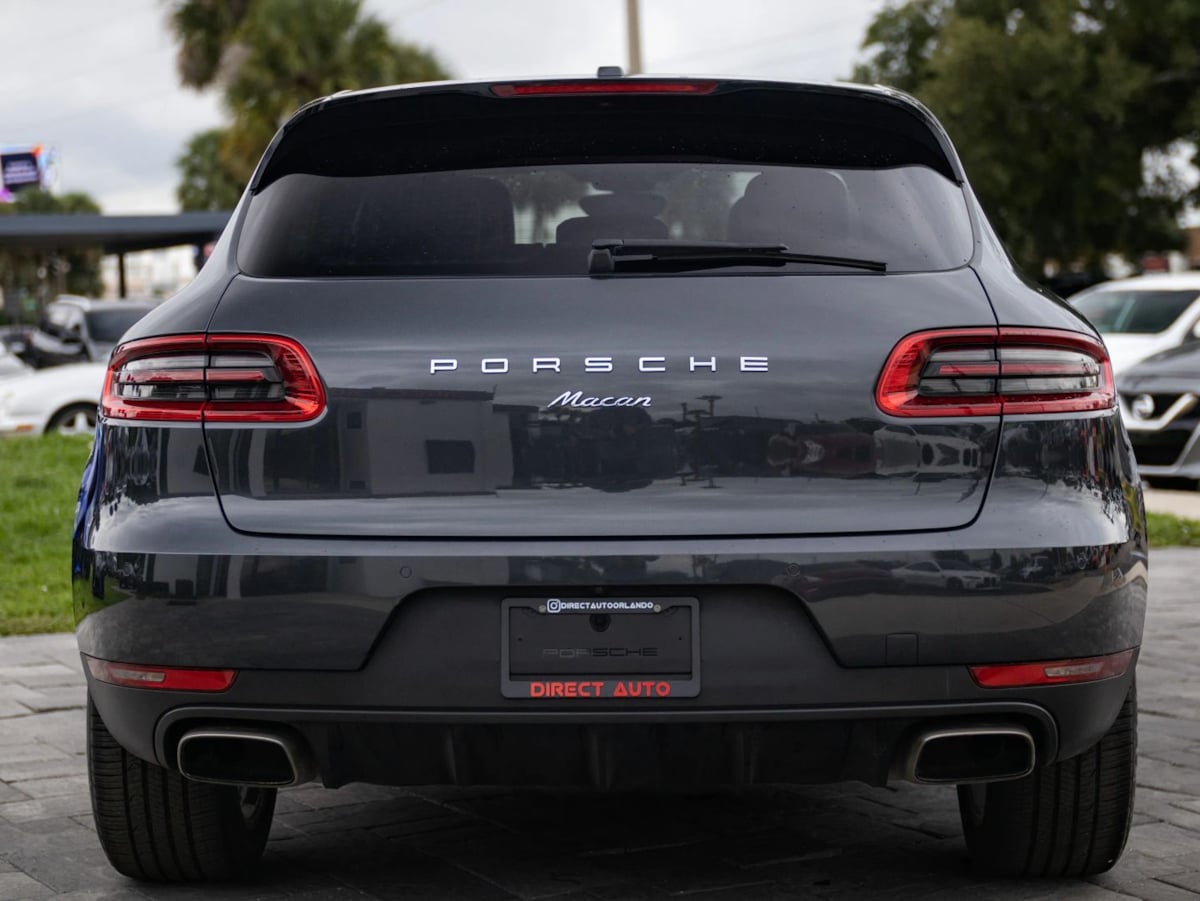 Porsche Macan photo 11