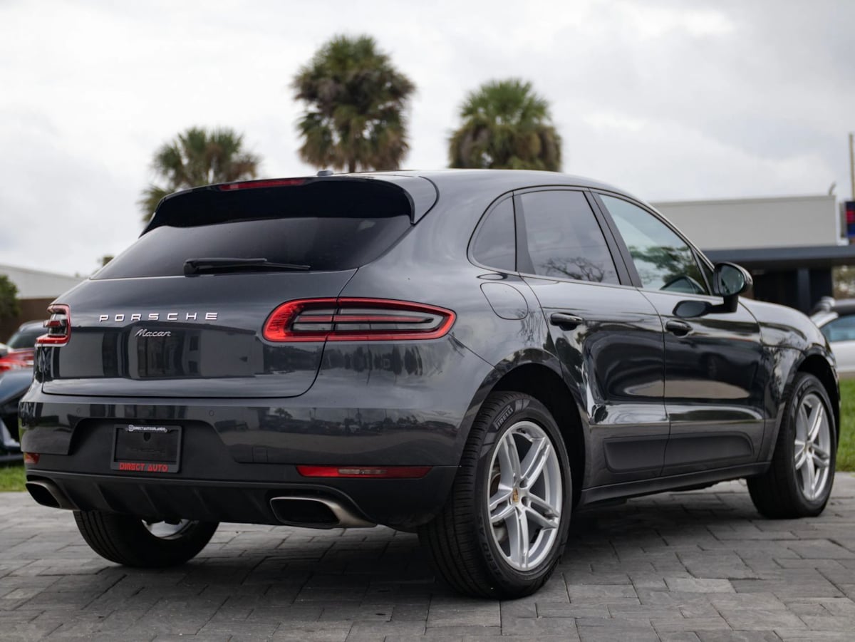 Porsche Macan photo 13