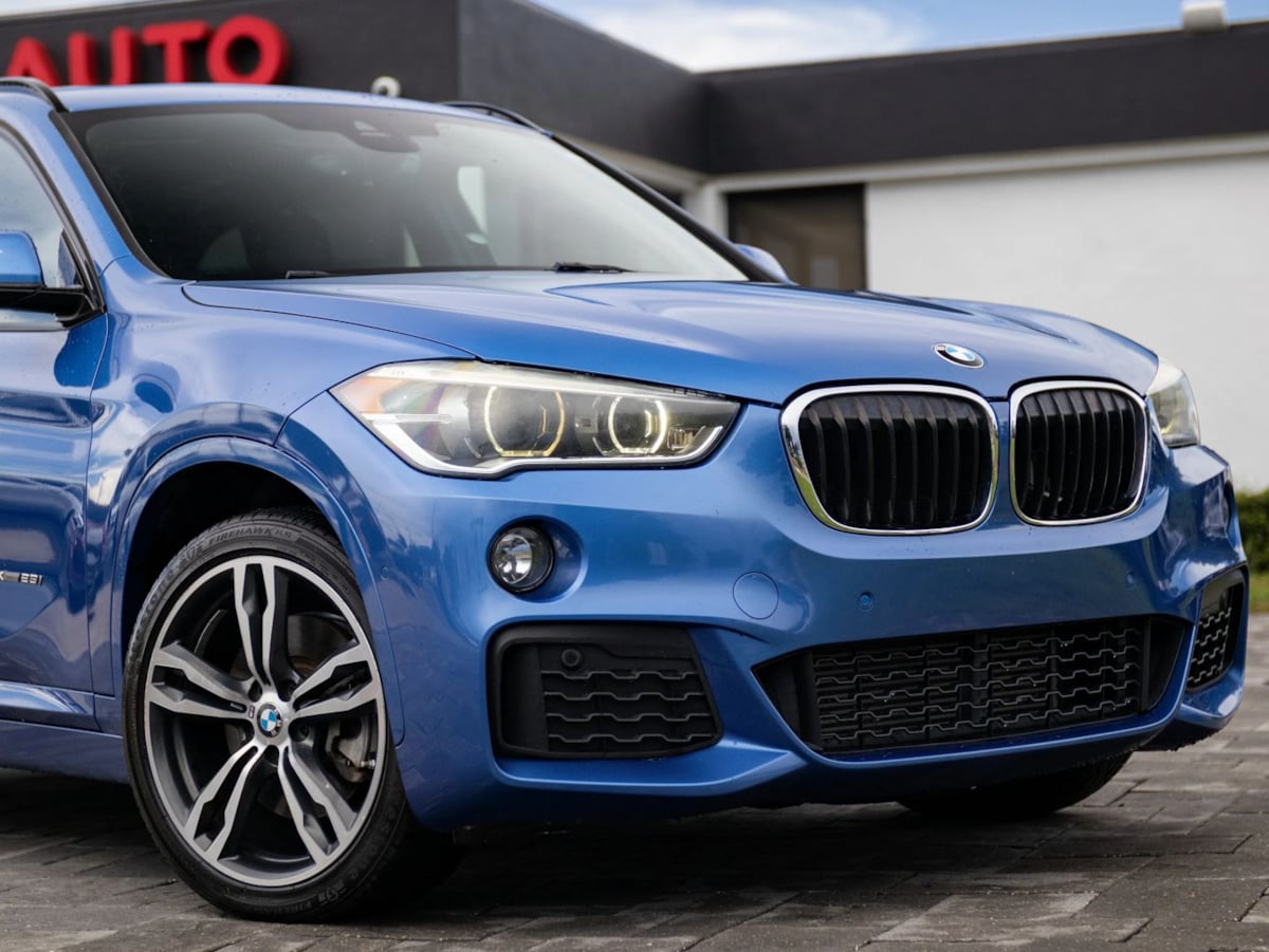 BMW X1 photo 3