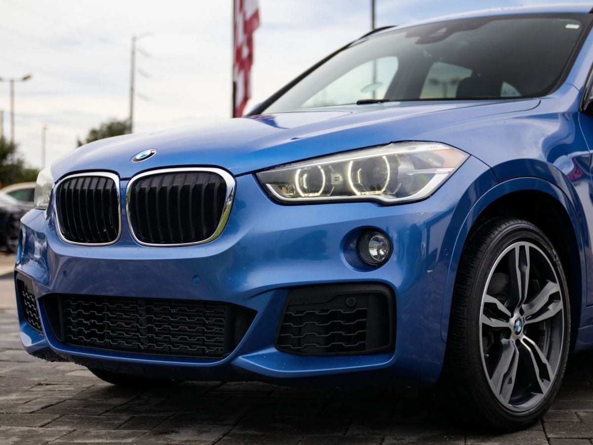 BMW X1 photo 8