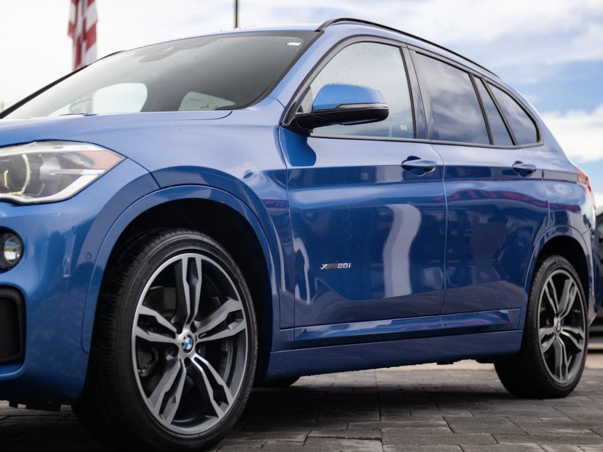 BMW X1 photo 9