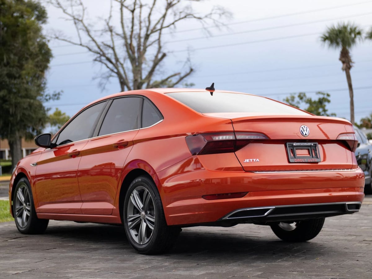 Volkswagen Jetta photo 9