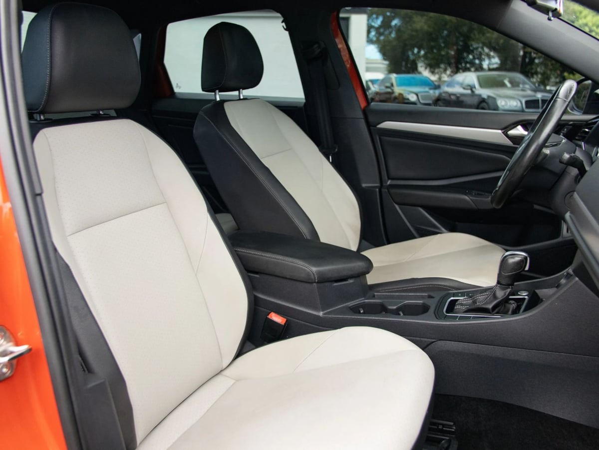 Volkswagen Jetta photo 21