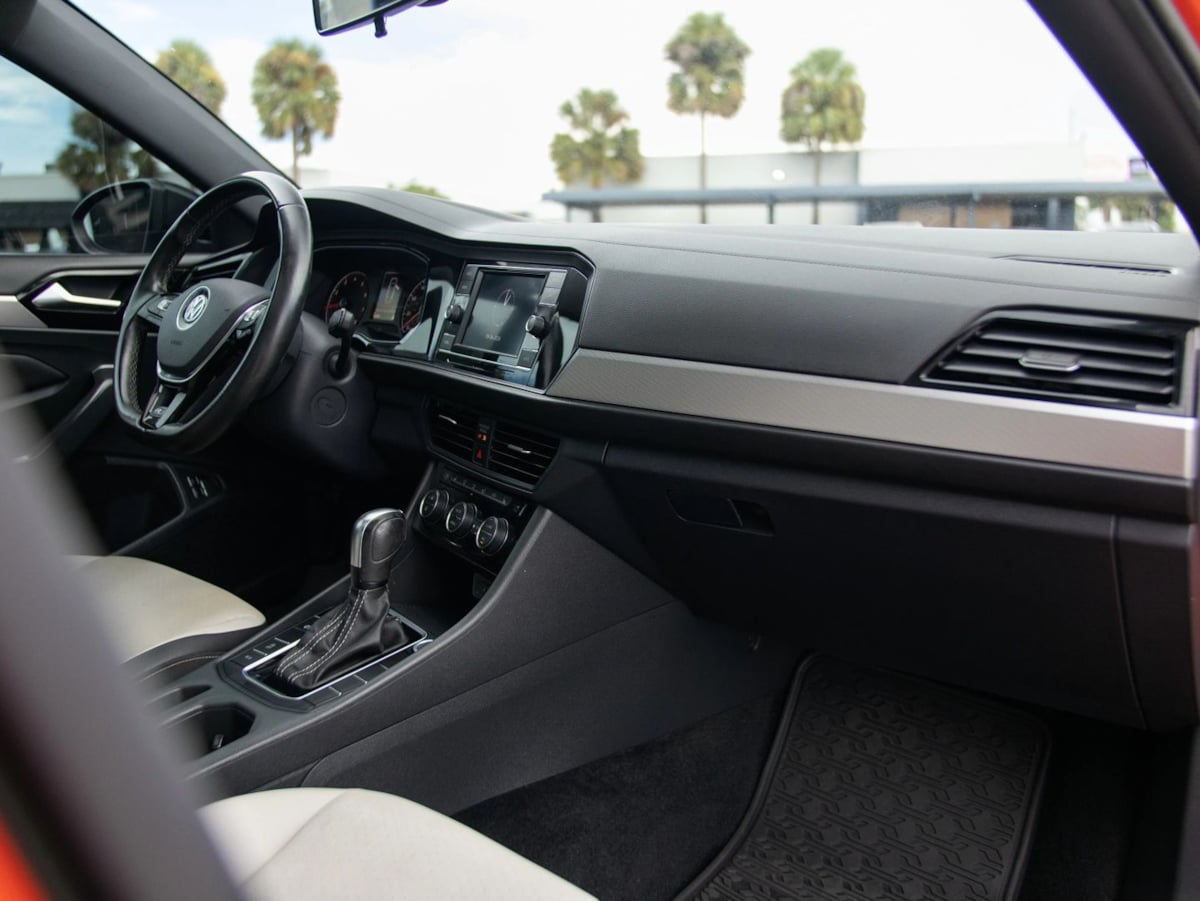 Volkswagen Jetta photo 22