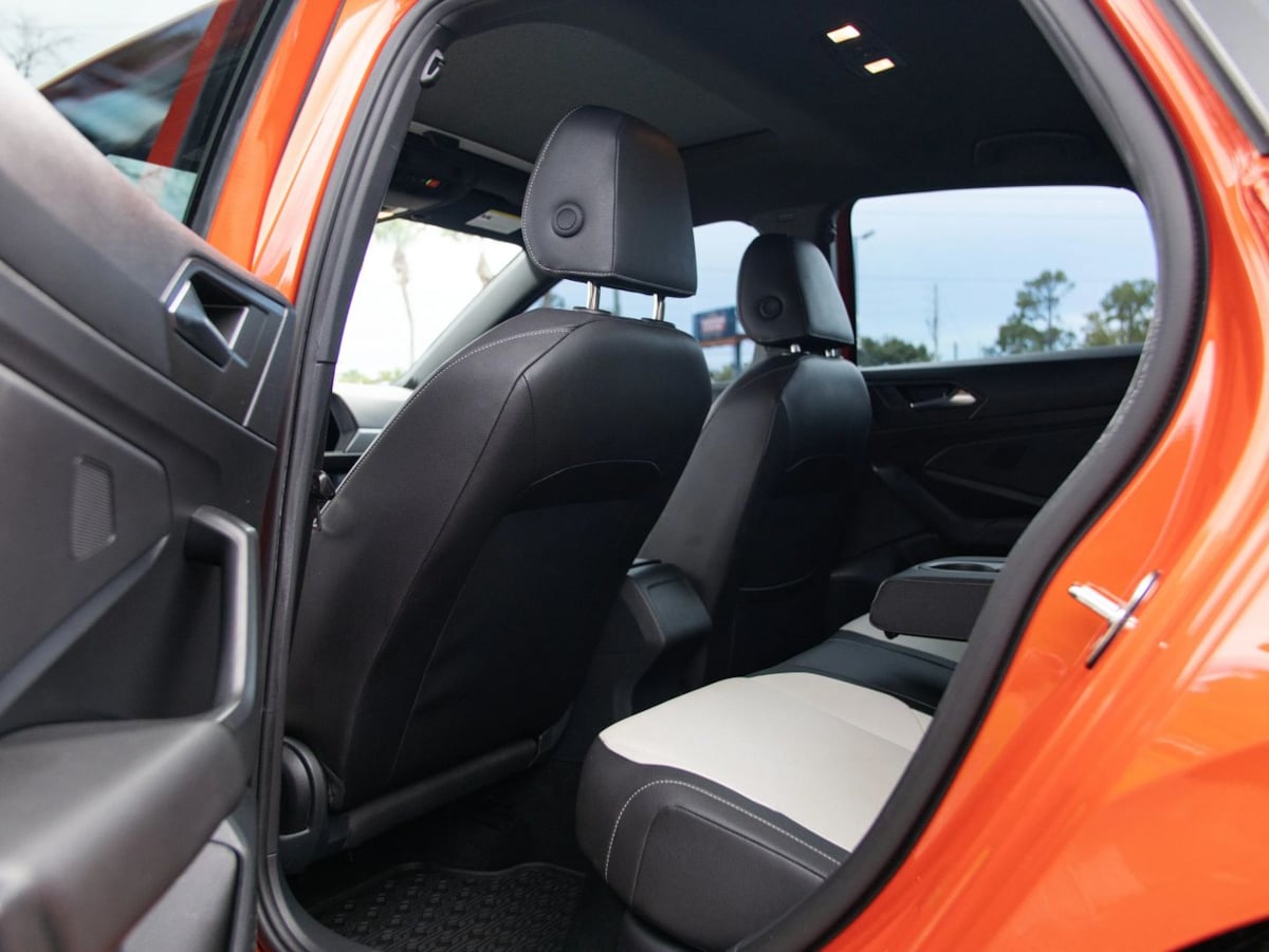 Volkswagen Jetta photo 23