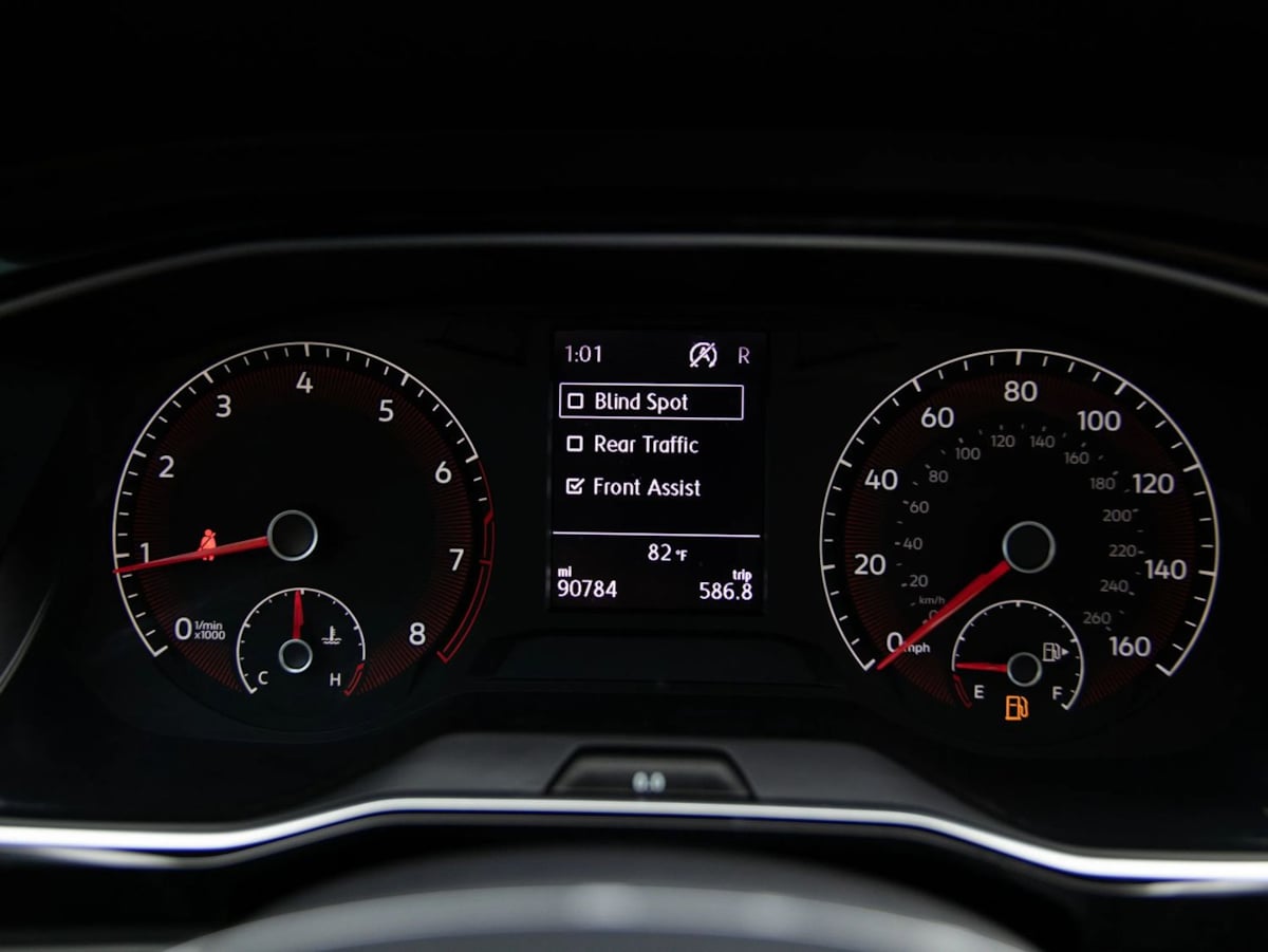 Volkswagen Jetta photo 31