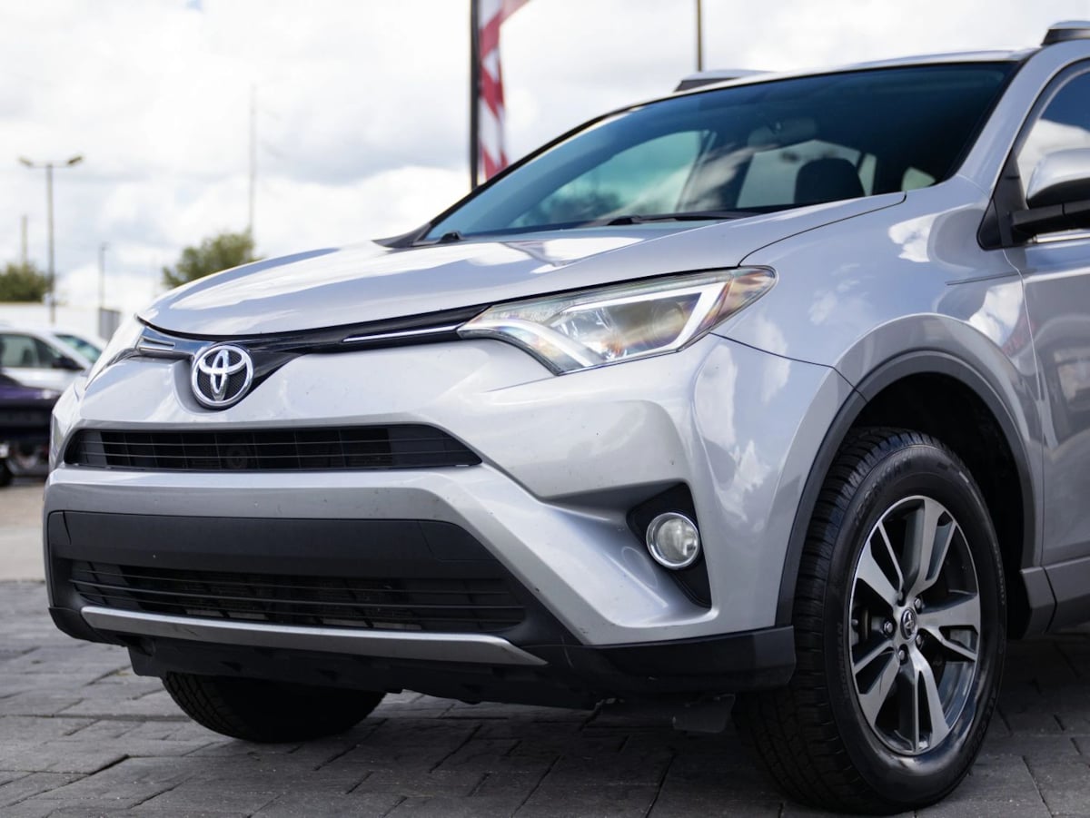 Toyota RAV4 photo 5