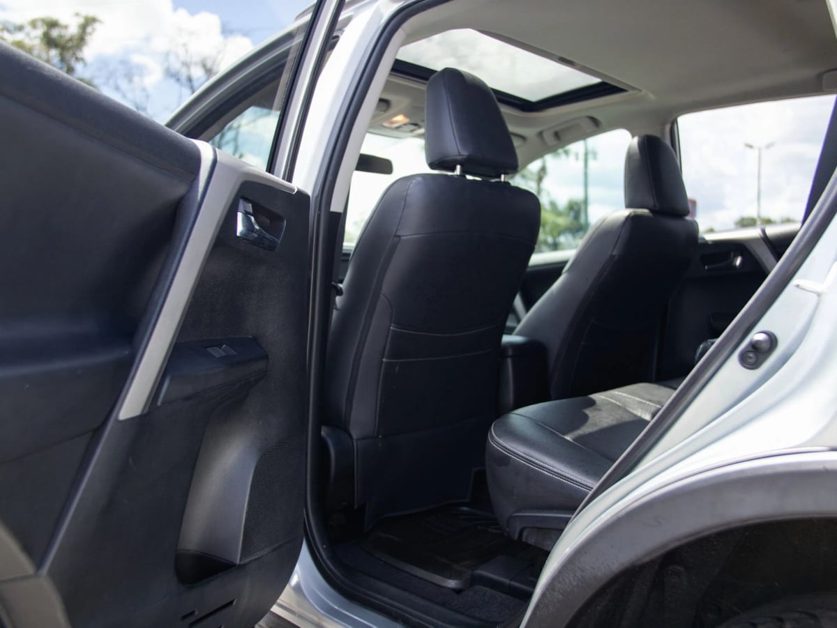 Toyota RAV4 photo 20