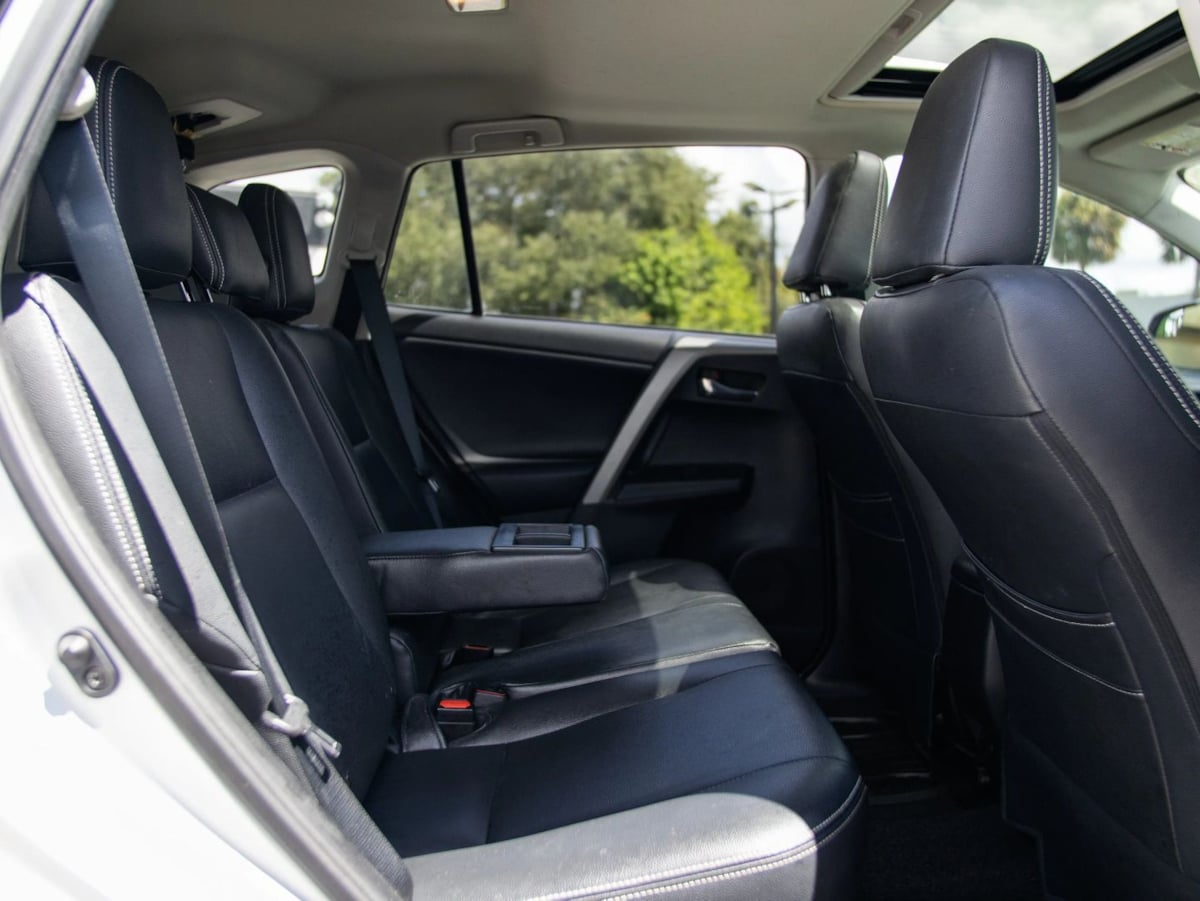 Toyota RAV4 photo 22