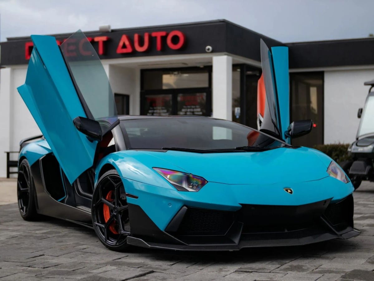 2012 Lamborghini Aventador 