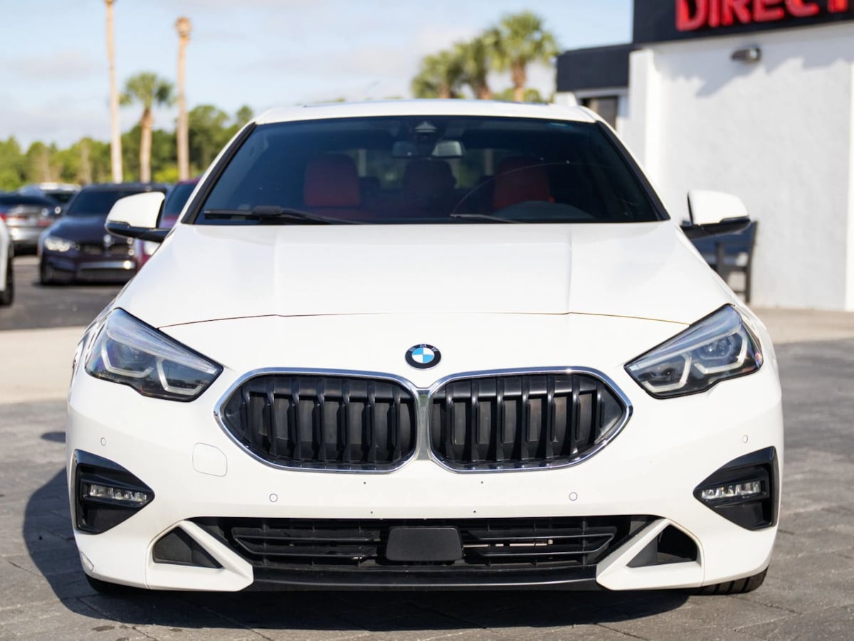 BMW 2 Series photo 4