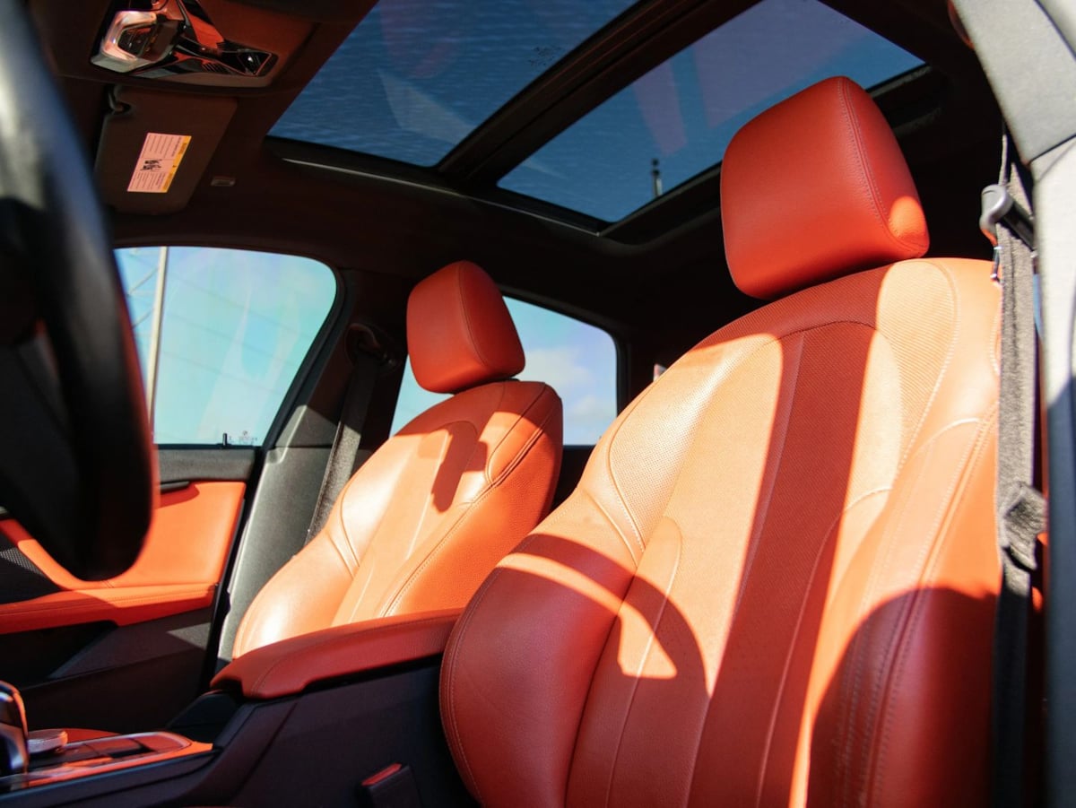 BMW 2 Series photo 17